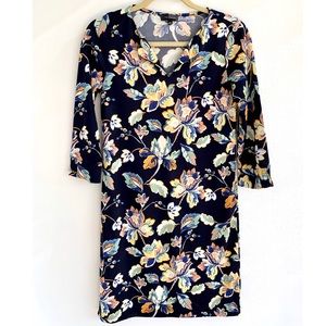 The Limited 3/4 sleeve Floral Shift Dress